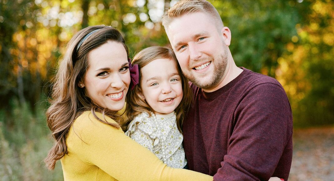 A Photographer’s Guide To: Surviving Your Family Portraits