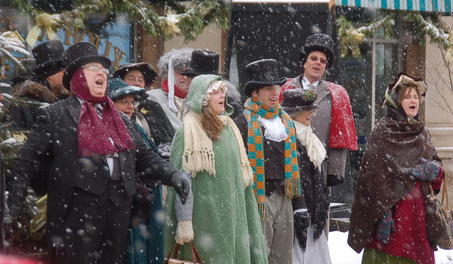 Village of Holly The Dickens Old Fashioned Christmas Festival, Holly