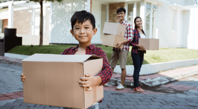 20 Survival Tips for Moving with Little Ones